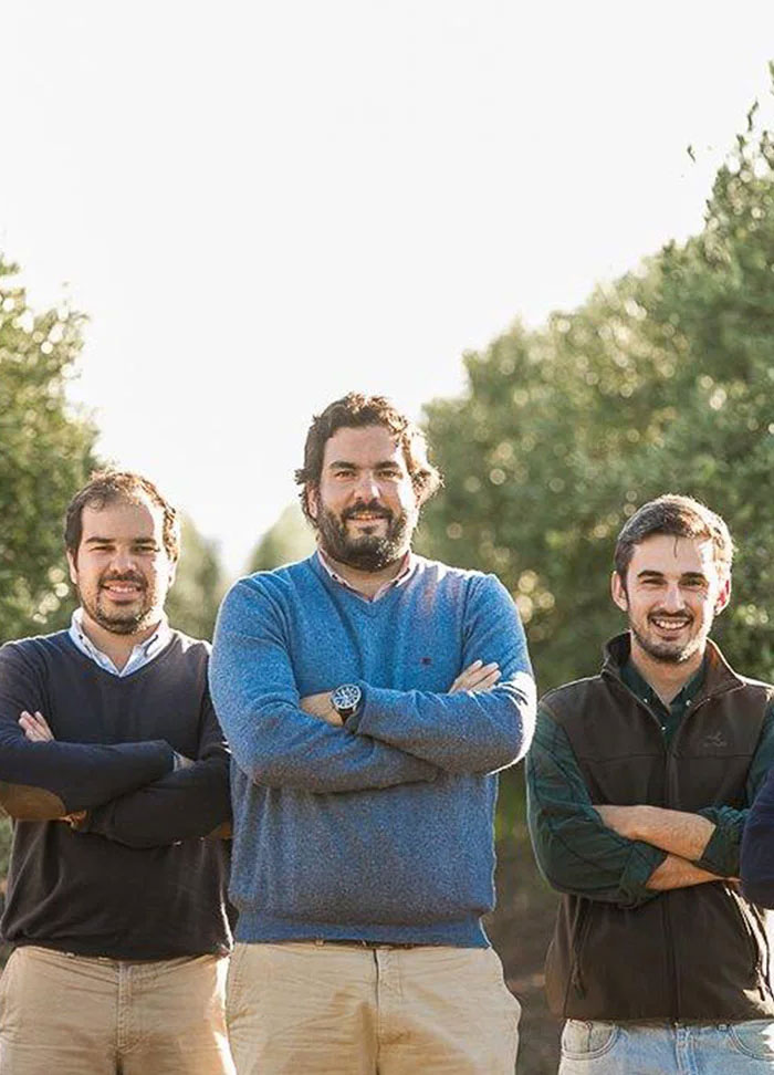 Nutrifarms - Nuestro equipo está organizado en departamentos altamente especializados en los múltiples aspectos de su actividad. En la actualidad, este equipo cuenta con más de 10 años de experiencia, siempre innovando, gracias a la búsqueda continua por hacerlo mejor.